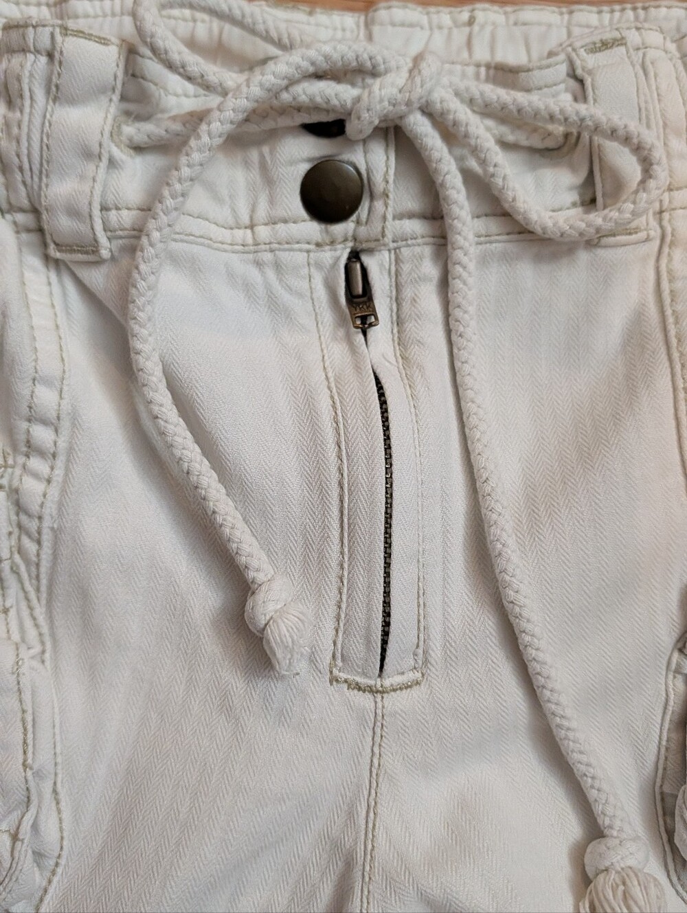 We The Free Tahiti Pull-On Cargo Pants in Tofu White Size Medium Y2K - Picture 8 of 16